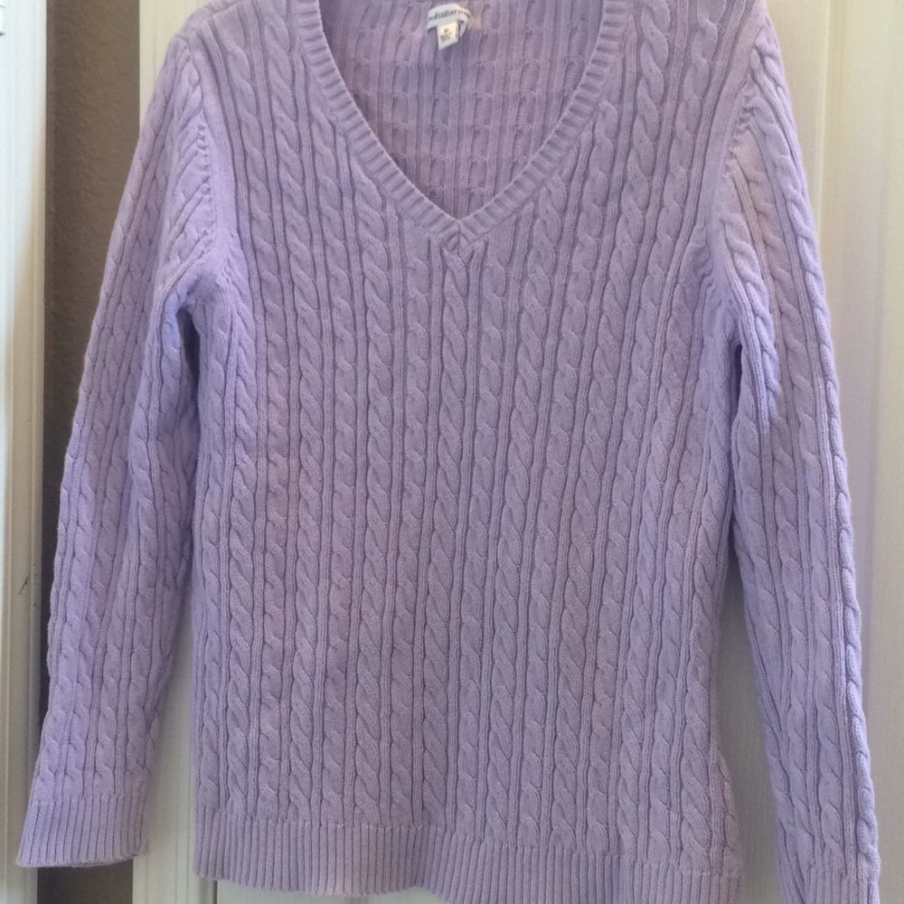 FINAL MARKDOWN Ladies Croft and barrow sweater medium